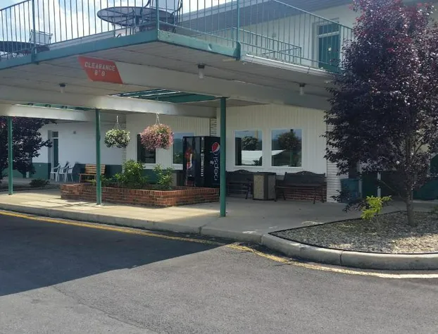 Huntingdon Motor Inn hotel detail image 1