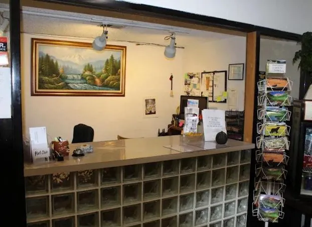 Travelers Inn & Suites hotel detail image 2