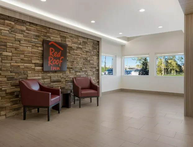 Red Roof Inn Sulphur hotel detail image 1