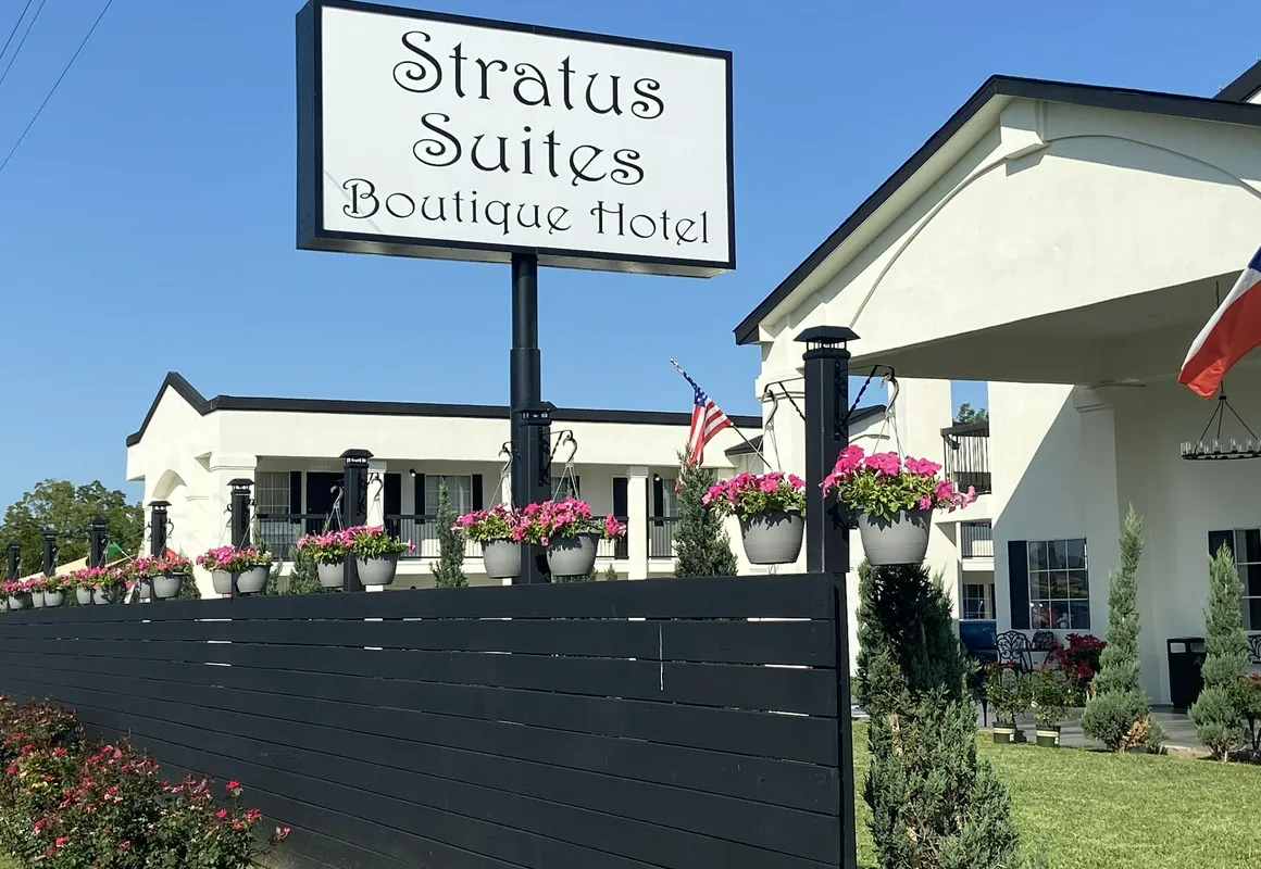 Stratus Suites - Boutique Hotel hotel hero