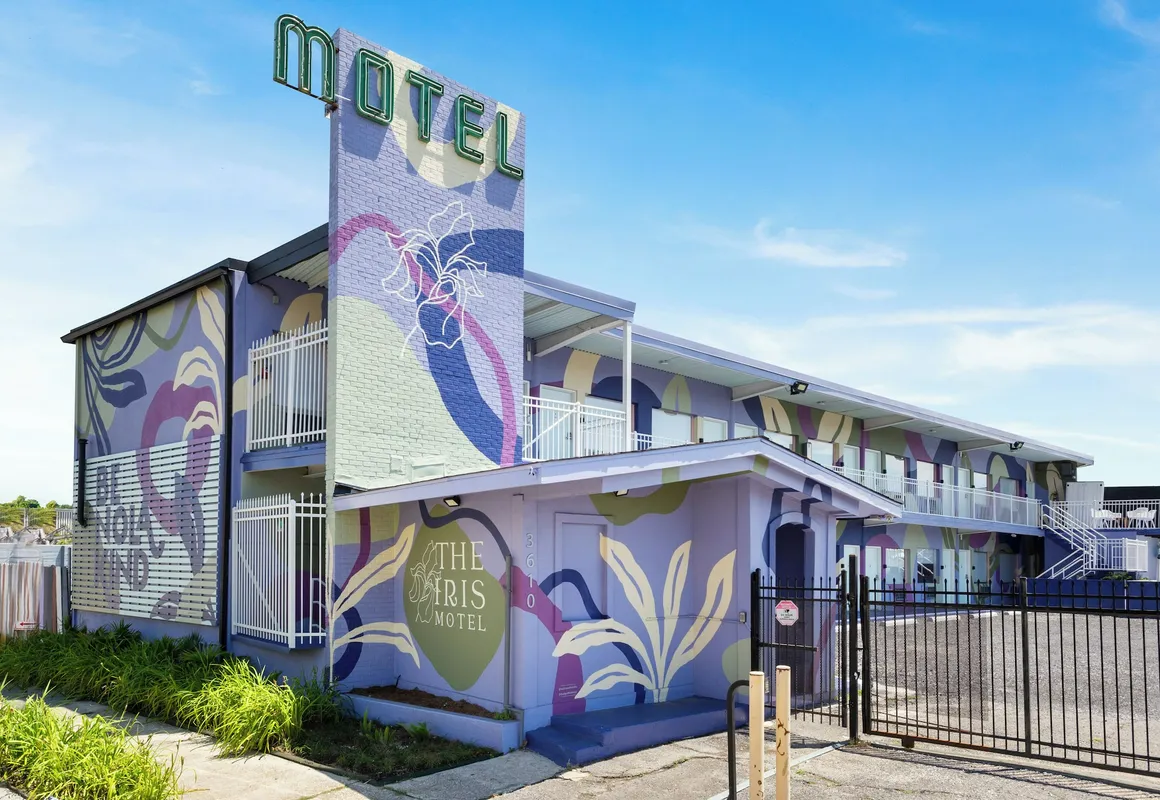 The Iris Motel hotel hero