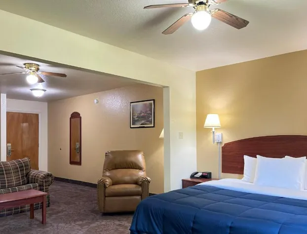 Candlelight Inn & Suites Hwy 69 near McAlester hotel detail image 3
