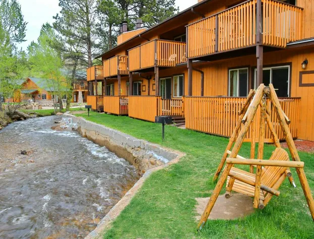 Murphy's River Lodge hotel detail image 3