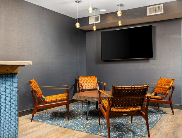 Hotel Westport Kansas City, Tapestry Collection by Hilton hotel detail image 4