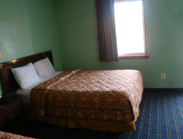 Budget Inn hotel detail image 1