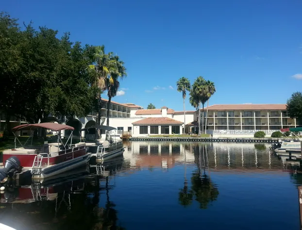 Vista Inn Lake Tarpon hotel detail image 1