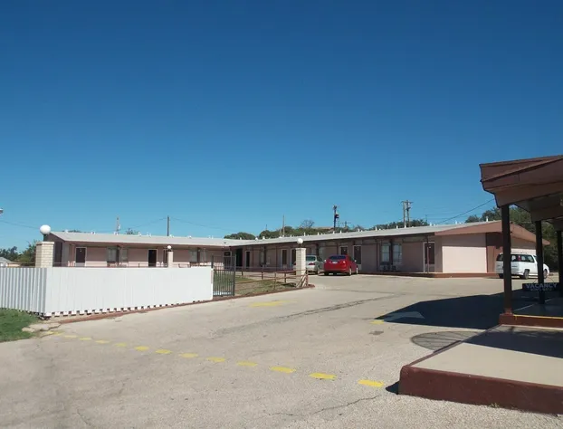 Holiday Host Motel hotel detail image 2