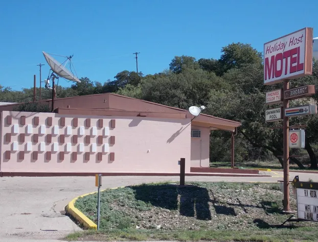 Holiday Host Motel hotel detail image 4