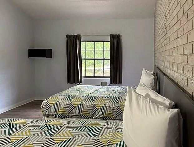 Motel 6 Tallahassee, FL – North Monroe hotel detail image 3