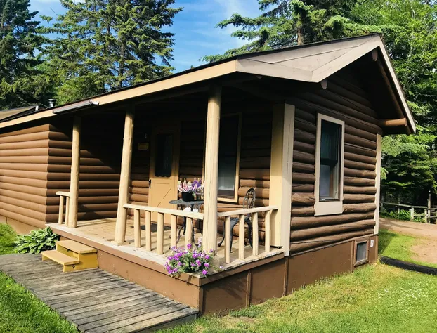 Cascade Lodge hotel detail image 4