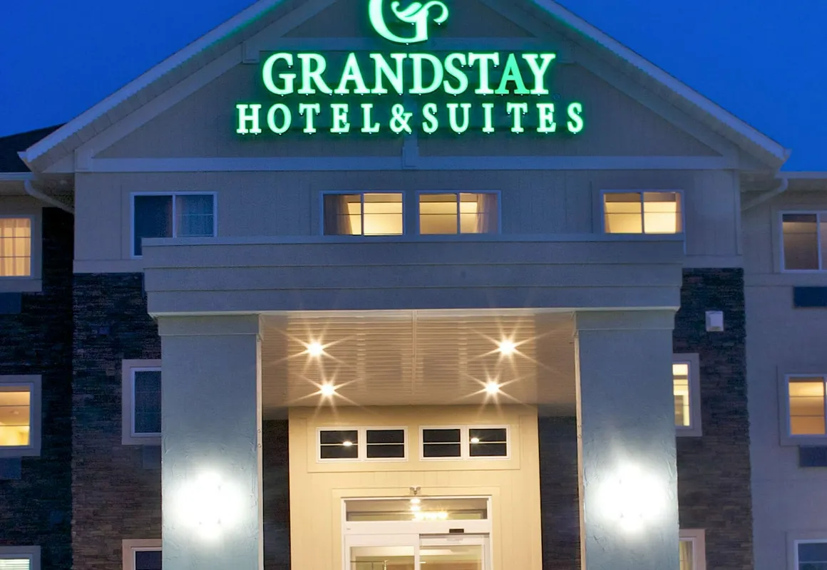 GrandStay Hotel & Suites Mount Horeb - Madison hotel hero