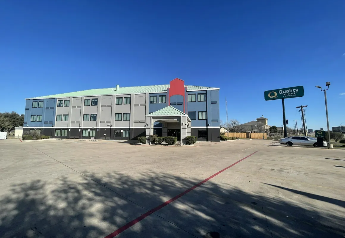 Quality Suites Abilene Mall Area hotel hero