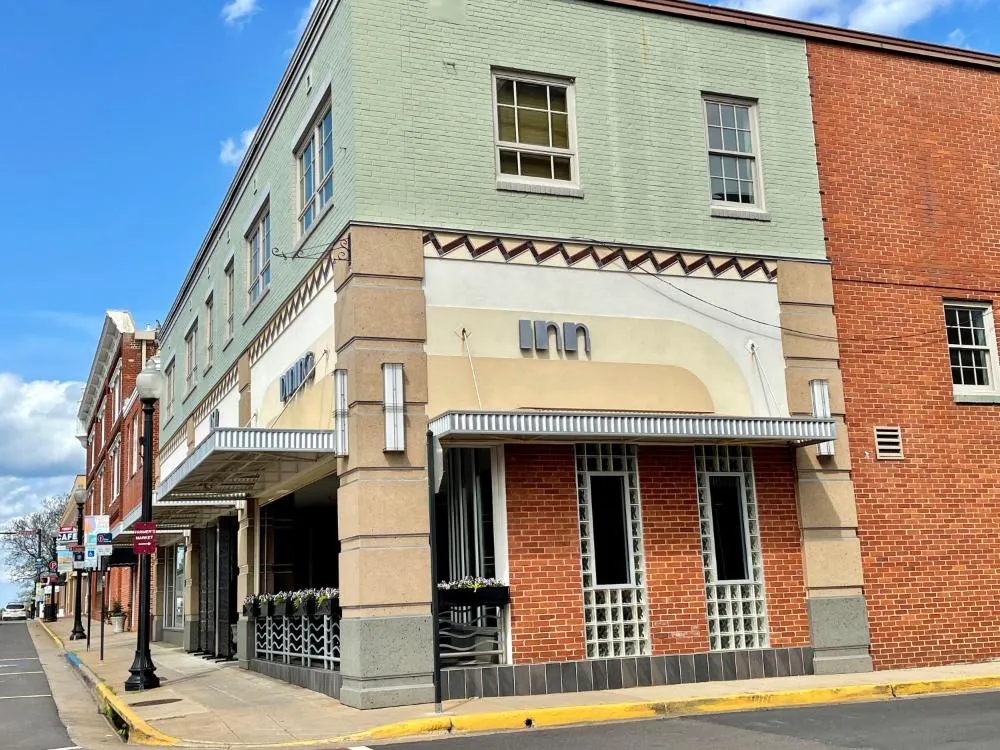 Culpeper Center Suites hotel hero