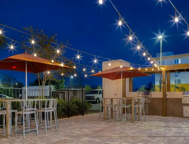 Home2 Suites by Hilton Orlando/International Drive South hotel detail image 1