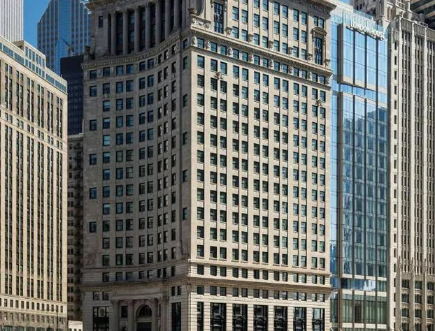 LondonHouse Chicago, Curio Collection by Hilton hotel detail image 4