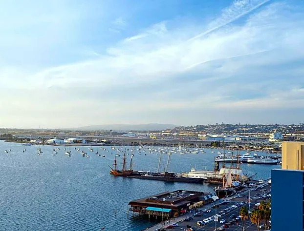 Springhill Suites San Diego Downtown/Bayfront hotel detail image 3