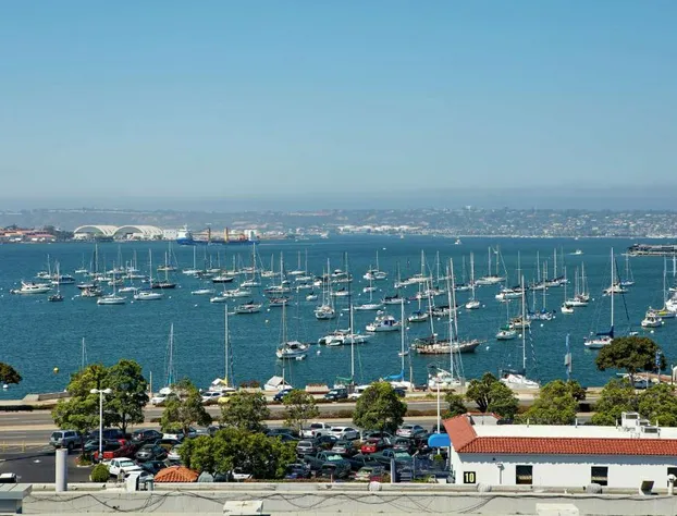 Hilton Garden Inn San Diego Downtown/Bayside hotel detail image 2