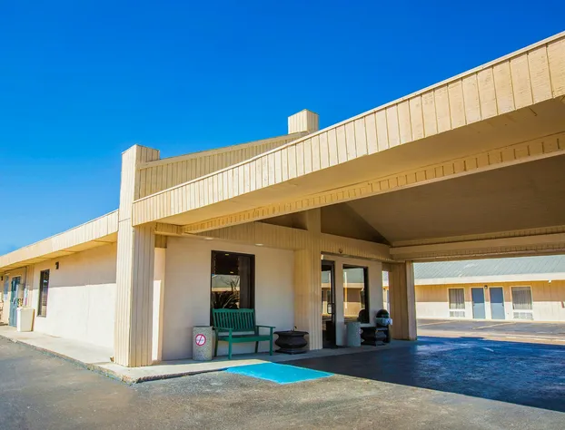 Rodeway Inn & Suites hotel detail image 2