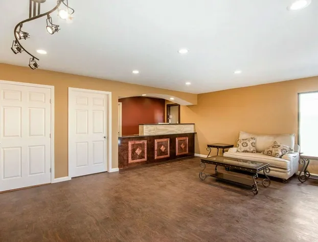 Rodeway Inn & Suites hotel detail image 3