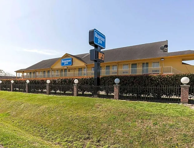 Rodeway Inn South Houston hotel detail image 1