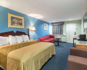 Rodeway Inn South Houston hotel detail image 1