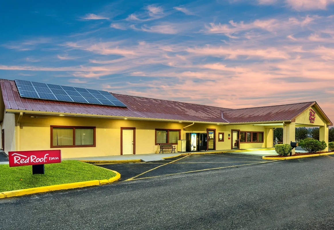 Red Roof Inn Sylacauga hotel hero