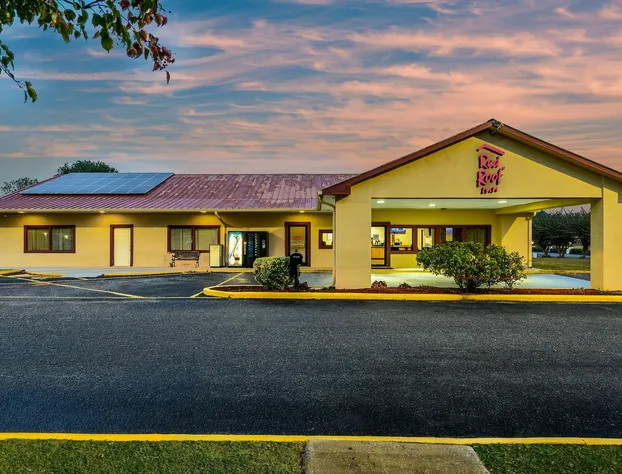 Red Roof Inn Sylacauga hotel detail image 2