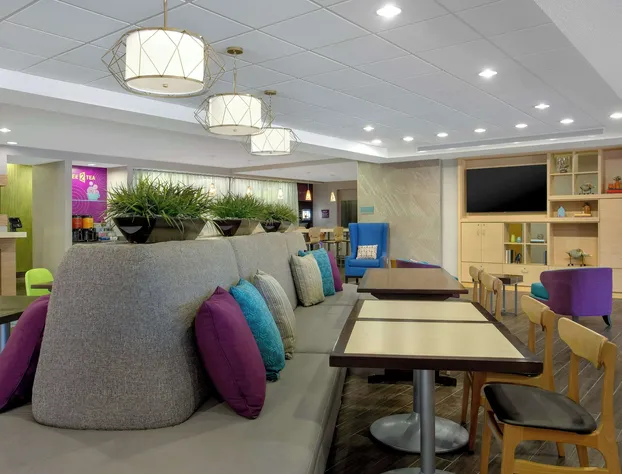 Home2 Suites by Hilton Gainesville Medical Center hotel detail image 4