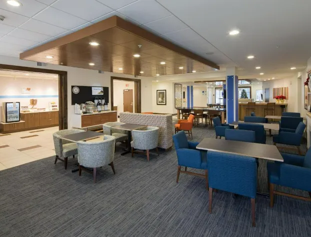 Holiday Inn Express & Suites Alpena - Downtown by IHG hotel detail image 2