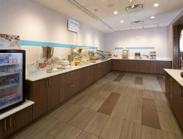 Holiday Inn Express & Suites Alpena - Downtown by IHG hotel detail image 1
