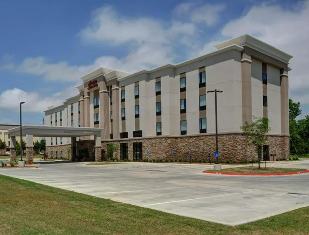 Hampton Inn & Suites Ardmore hotel detail image 1