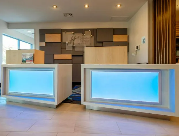 Holiday Inn Express & Suites Eagan - Minneapolis Area by IHG hotel detail image 4