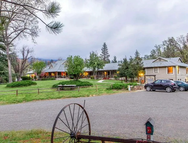 Sierra Sky Ranch hotel detail image 2