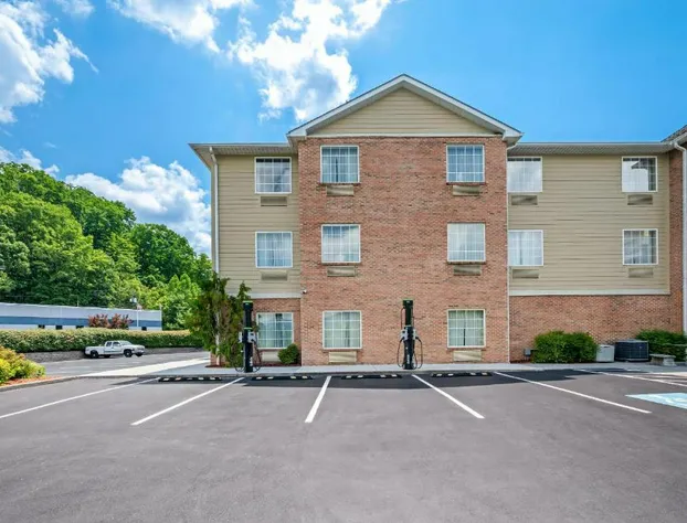 Quality Inn & Suites hotel detail image 3