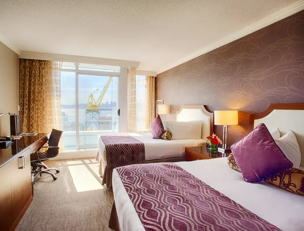 Pinnacle Hotel at the Pier hotel detail image 4