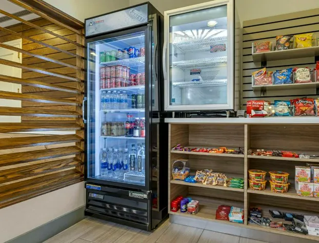 Best Western Plus Palm Desert Resort hotel detail image 4