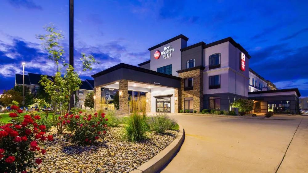 Best Western Plus Champaign/Urbana Inn hotel hero
