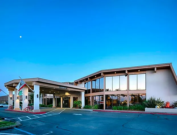 Red Lion Hotel Redding hotel detail image 4