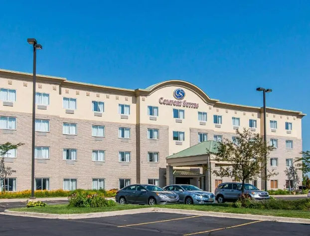 Comfort Suites Wixom - Novi hotel detail image 1