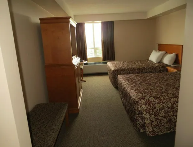 Travelodge by Wyndham Spruce Grove hotel detail image 3