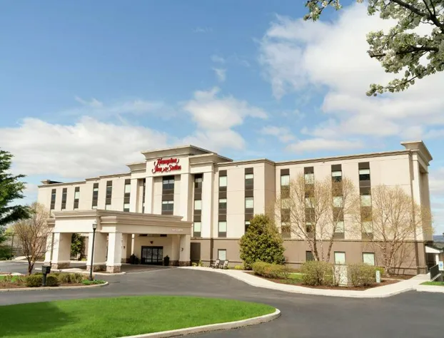 Hampton Inn & Suites Ephrata - Mountain Springs hotel detail image 1