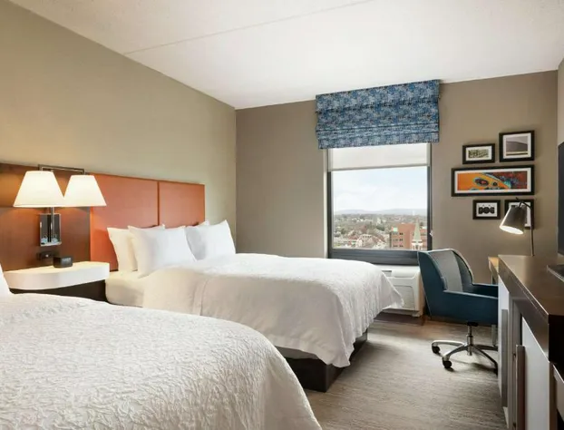 Hampton Inn & Suites Ephrata - Mountain Springs hotel detail image 4