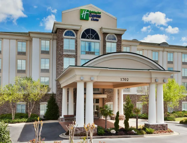 Holiday Inn Express Hotel & Suites Phenix City - Columbus by IHG hotel detail image 2