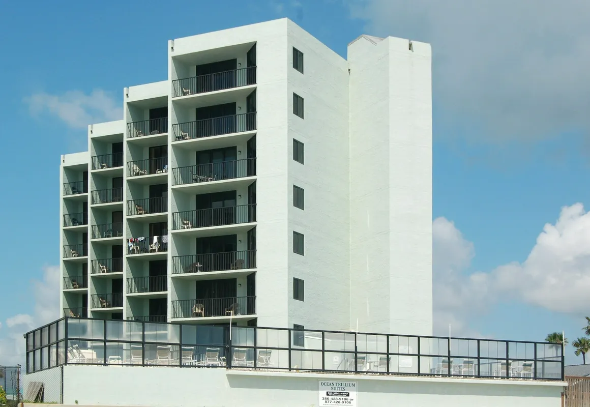 Ocean Trillium Suites hotel hero