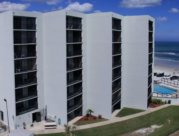 Ocean Trillium Suites hotel detail image 3