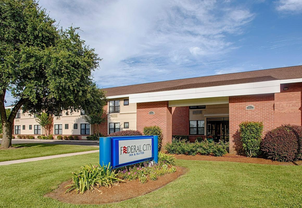 Federal City Inn & Suites hotel hero