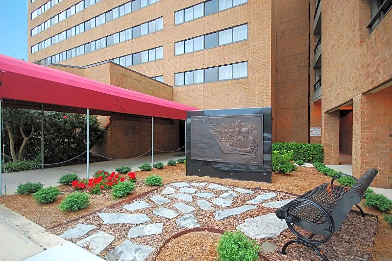 Red Lion Hotel High Point hotel hero