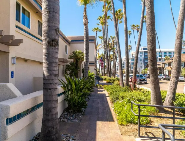 Southern California Beach Club hotel detail image 2