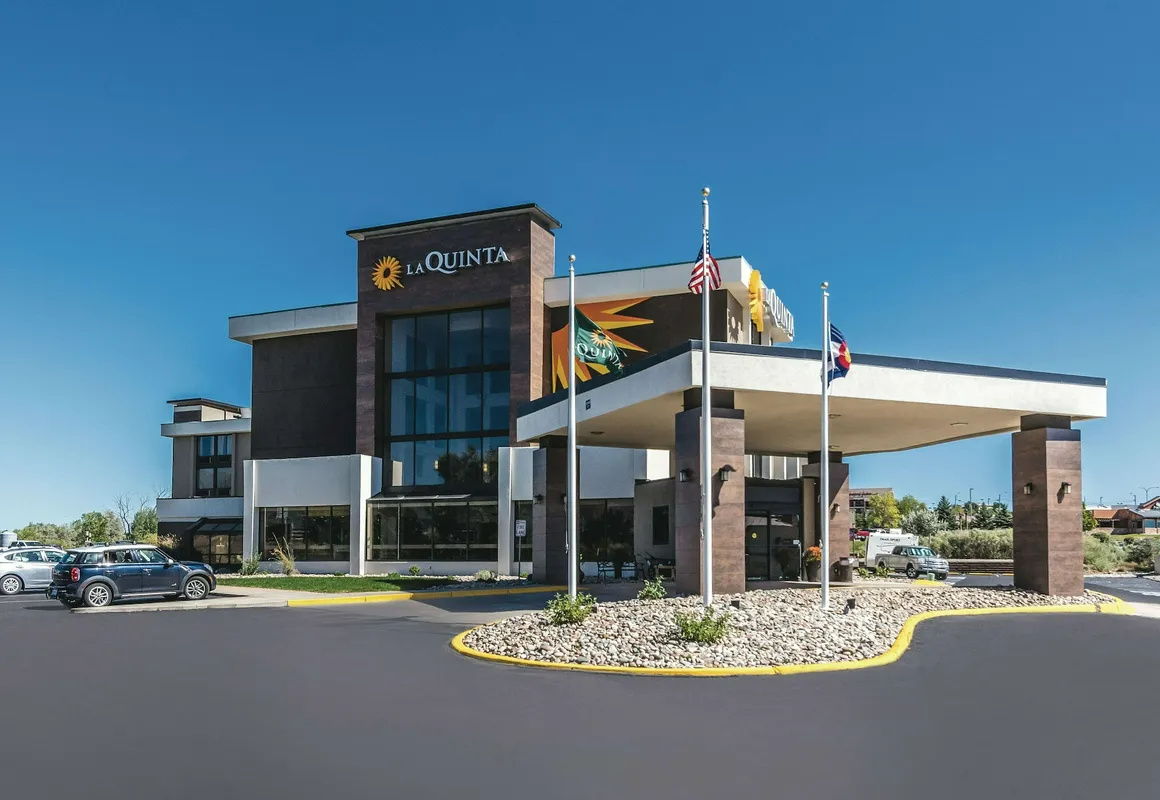 La Quinta Inn & Suites by Wyndham Colorado Springs North hotel hero