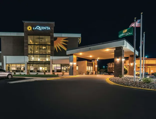 La Quinta Inn & Suites by Wyndham Colorado Springs North hotel detail image 1